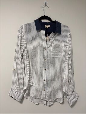NWT Hem & Thread White Stripe Button-Down Shirt with Navy Collar and tied back